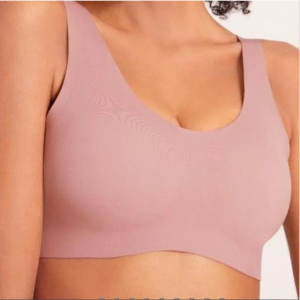 Knix‎ LuxeLift Pullover Bra Size S Seamless Wireless